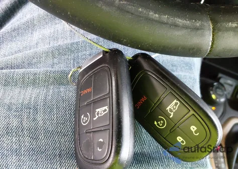 2014 Jeep Cherokee Latitude z USA, uszkodzony, nr VIN 1C4PJMCBXEW152405